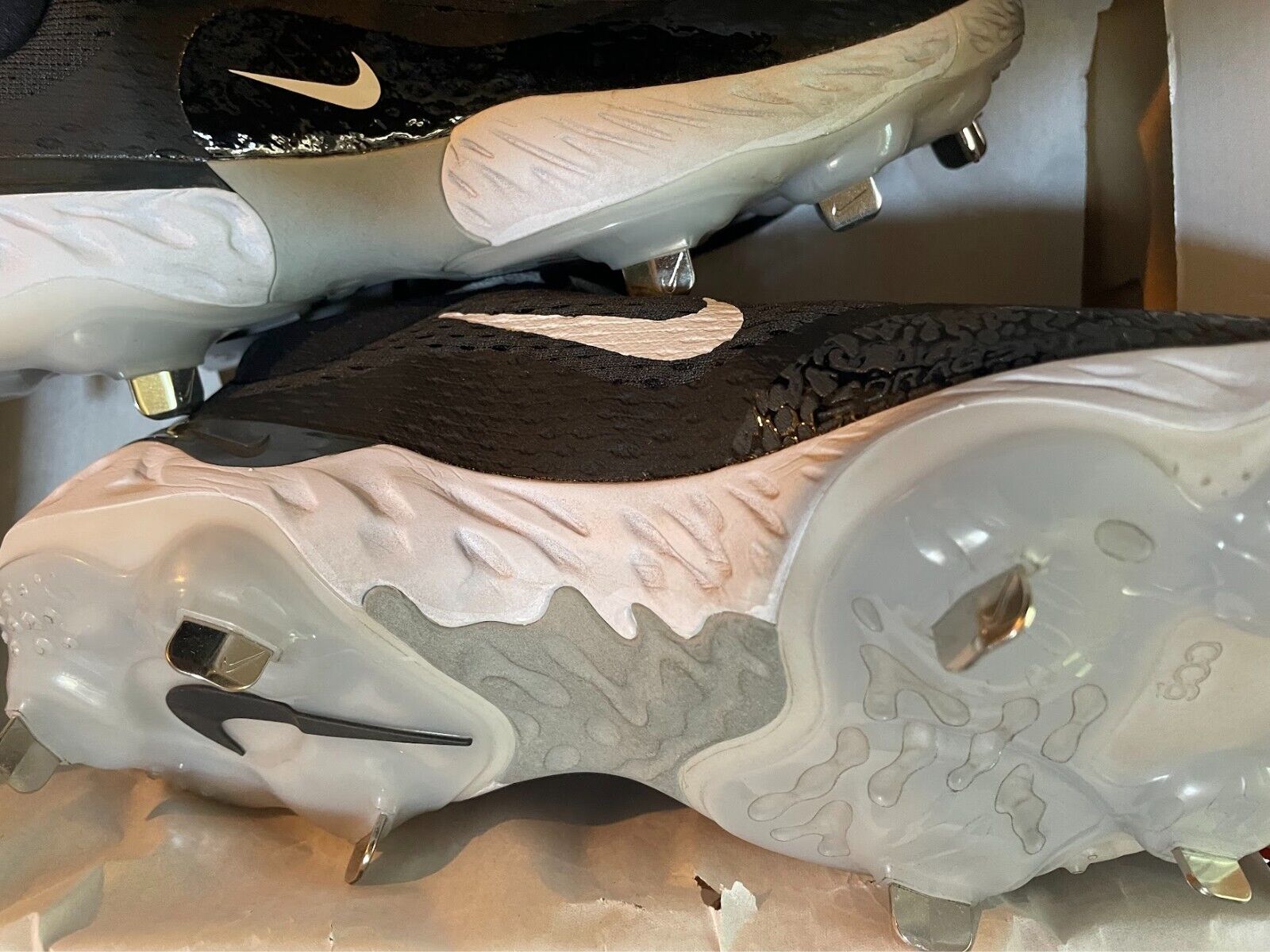 Size 8.5- Nike Alpha Huarache Elite 4 Low Baseball Cleats (Used)