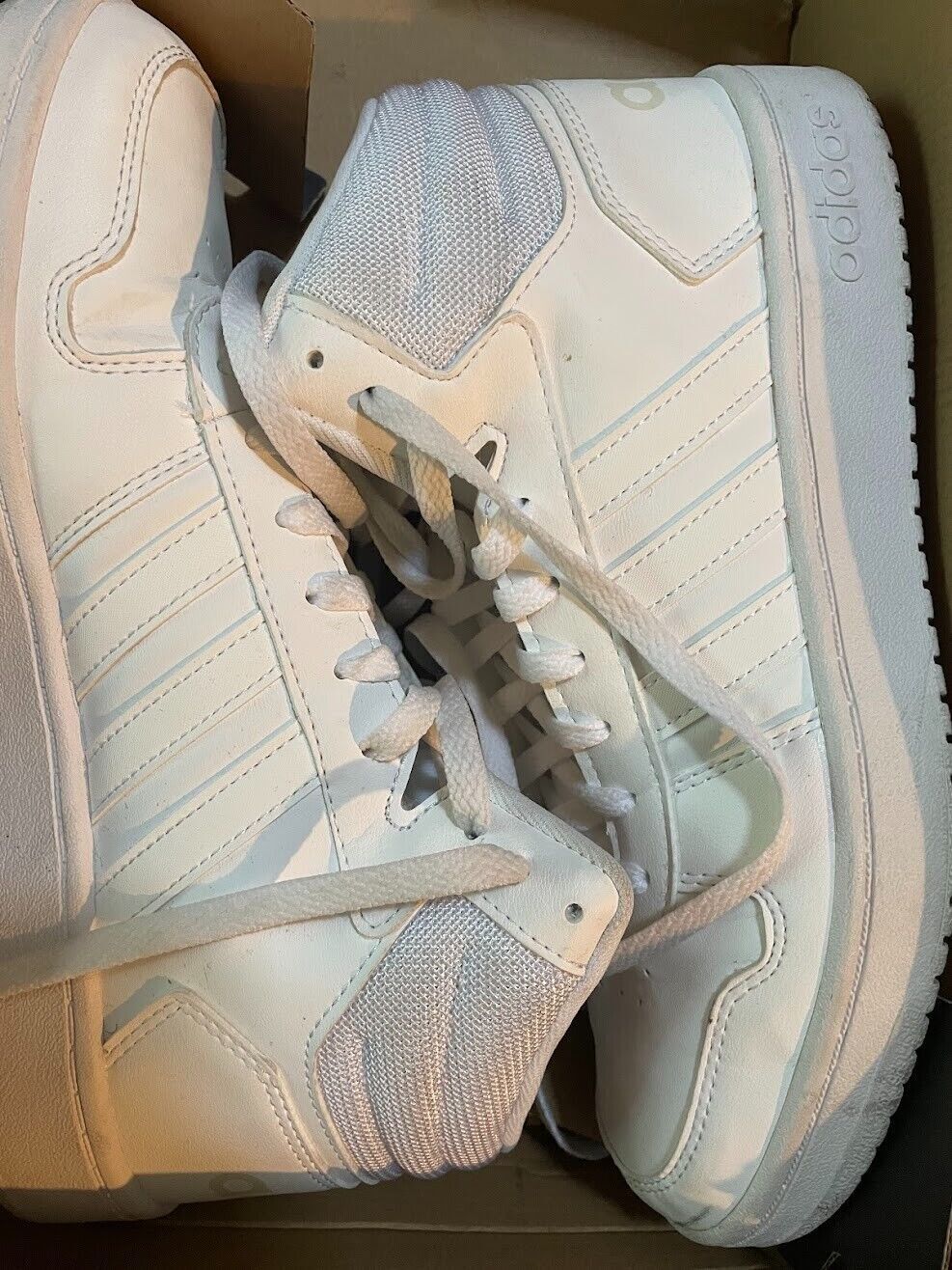 size 10 ADIDAS MEN HOOPS 2.0 MID