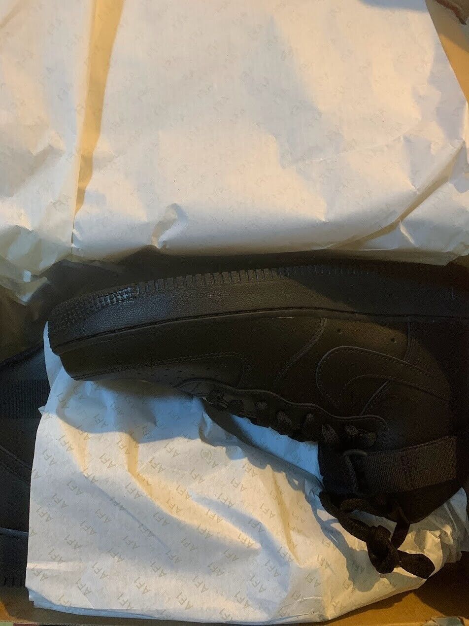 size 9-Nike Air Force 1 High '07